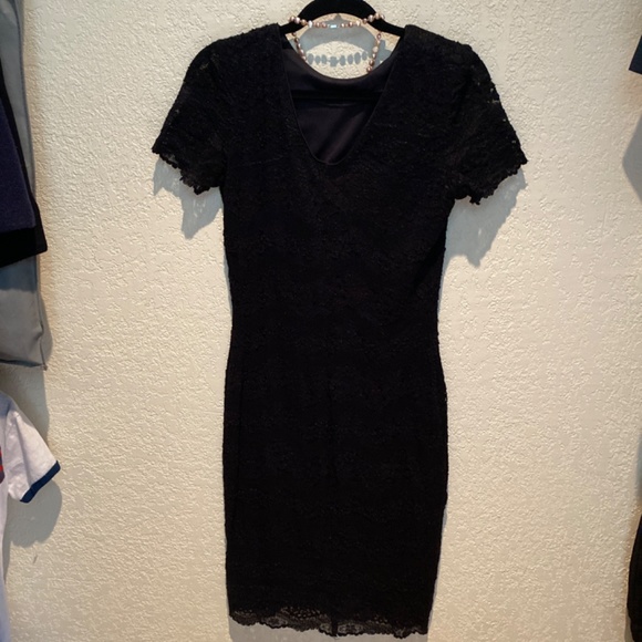 Modest Knee Length Black Lace Dress Scoop Back - Size 6 - Picture 2 of 6